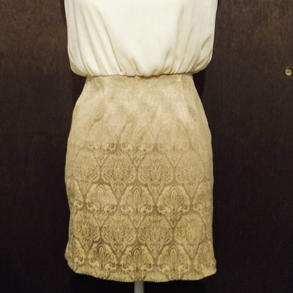 ✨ Forever 21 halter dress ✨ - Picture 5 of 8